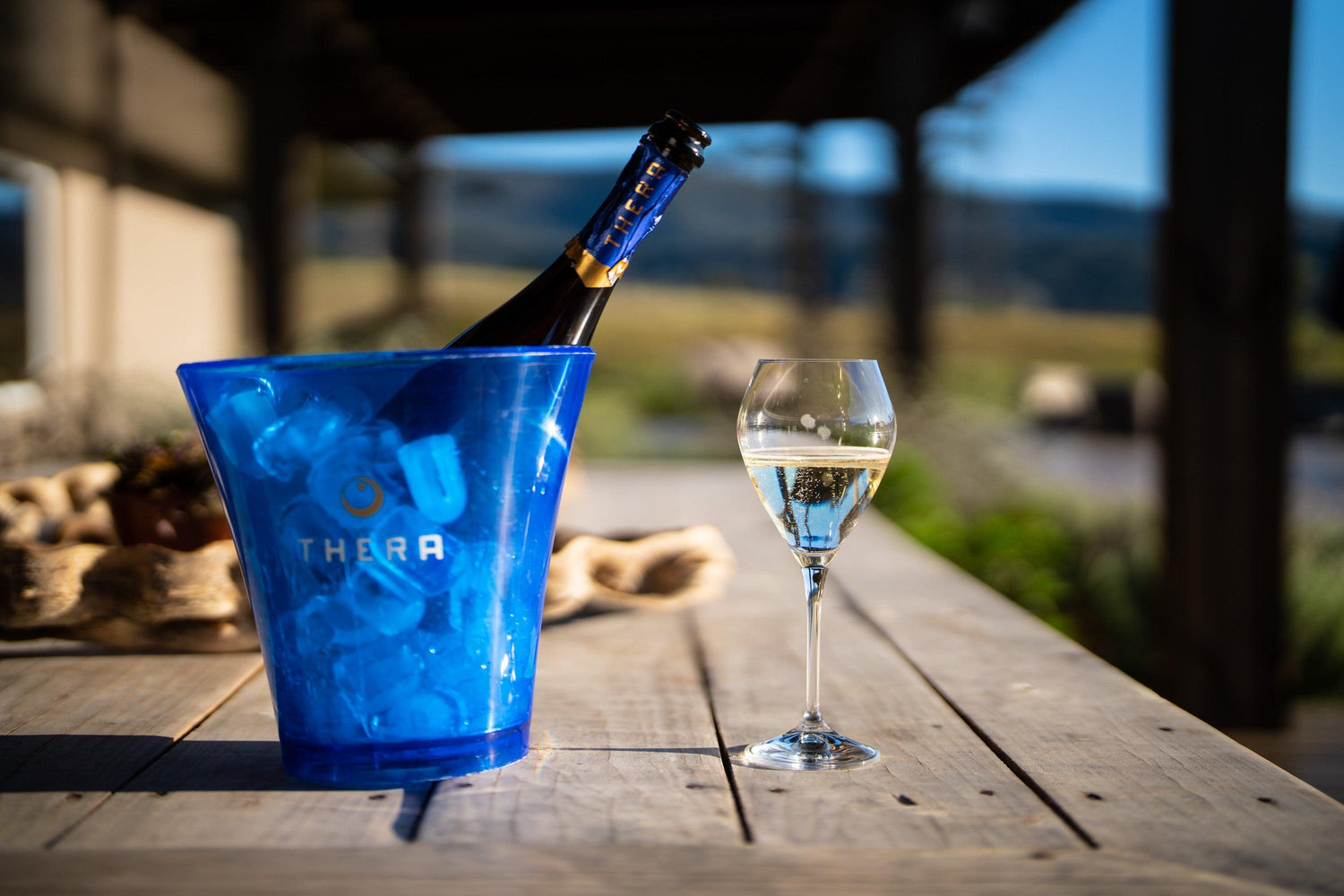 Quantas taças de vinho é possível servir com uma garrafa padrão de 750ml?