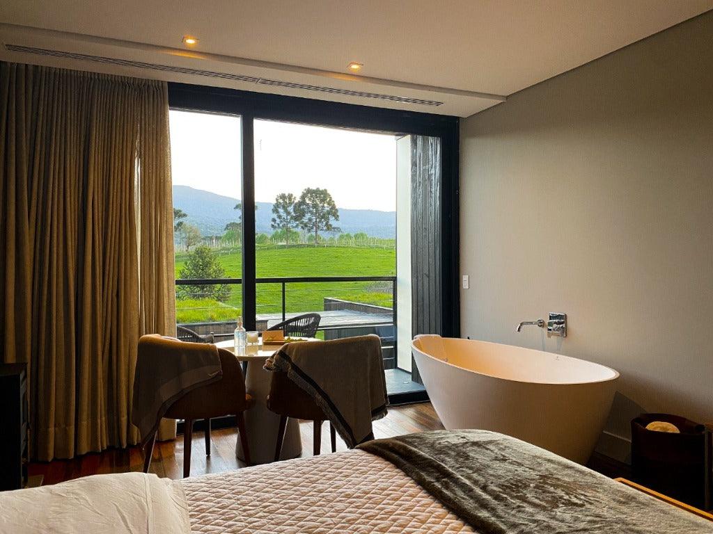 Vinícola Thera sorteia diária na pousada e piquenique com vinho